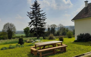 Gîte Cottage chaleureux en pleine campagne vue sur les Monts et Forêts et le château de Carrouges